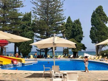 HotelCORNICHE PALACE